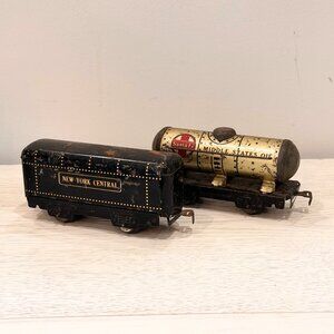 Vintage Marx New York Central Train Tender & Santa Fe Middle State Oil Tank 553